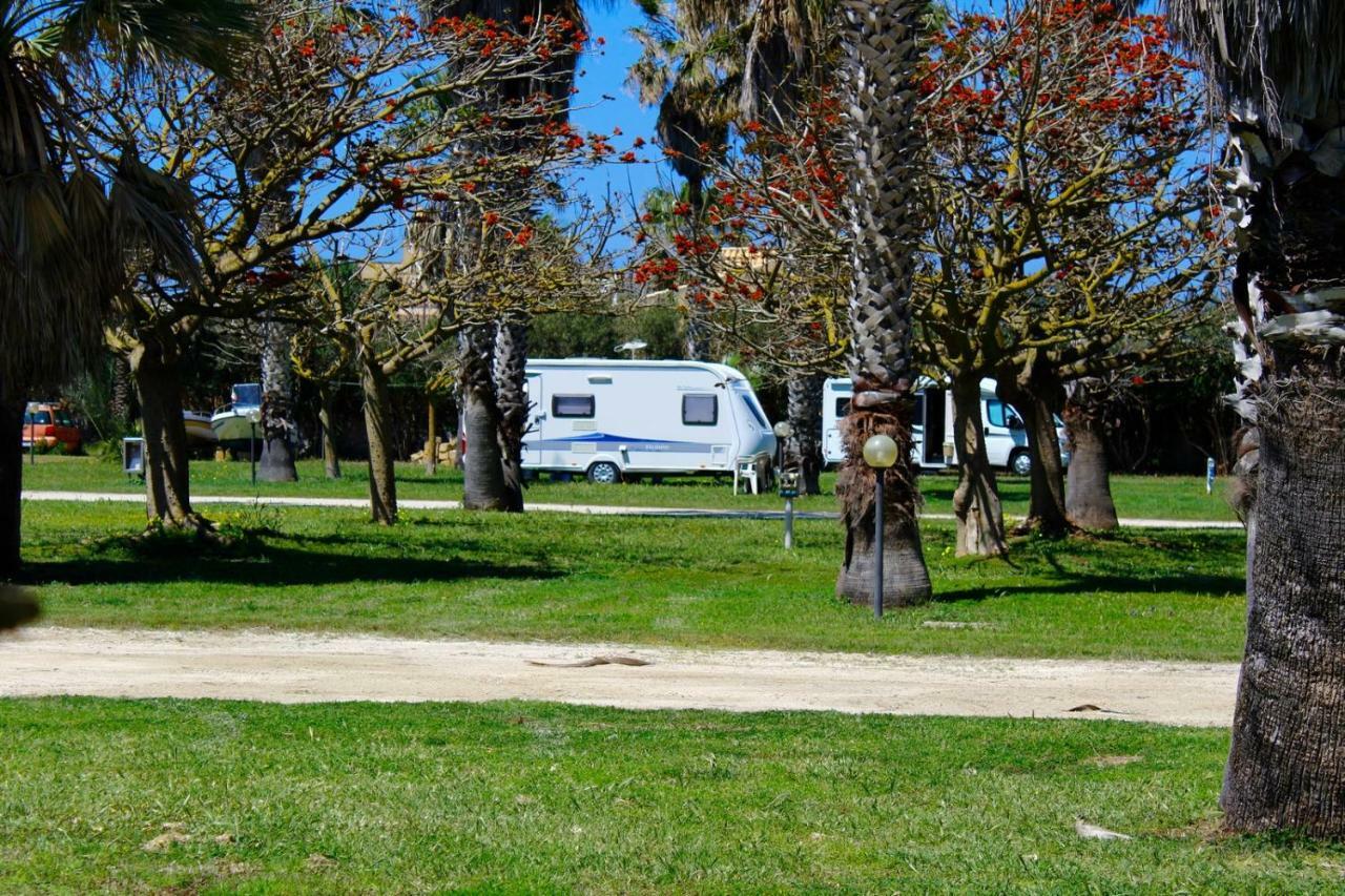 Apartmán Camping Biscione Petrosino Exteriér fotografie